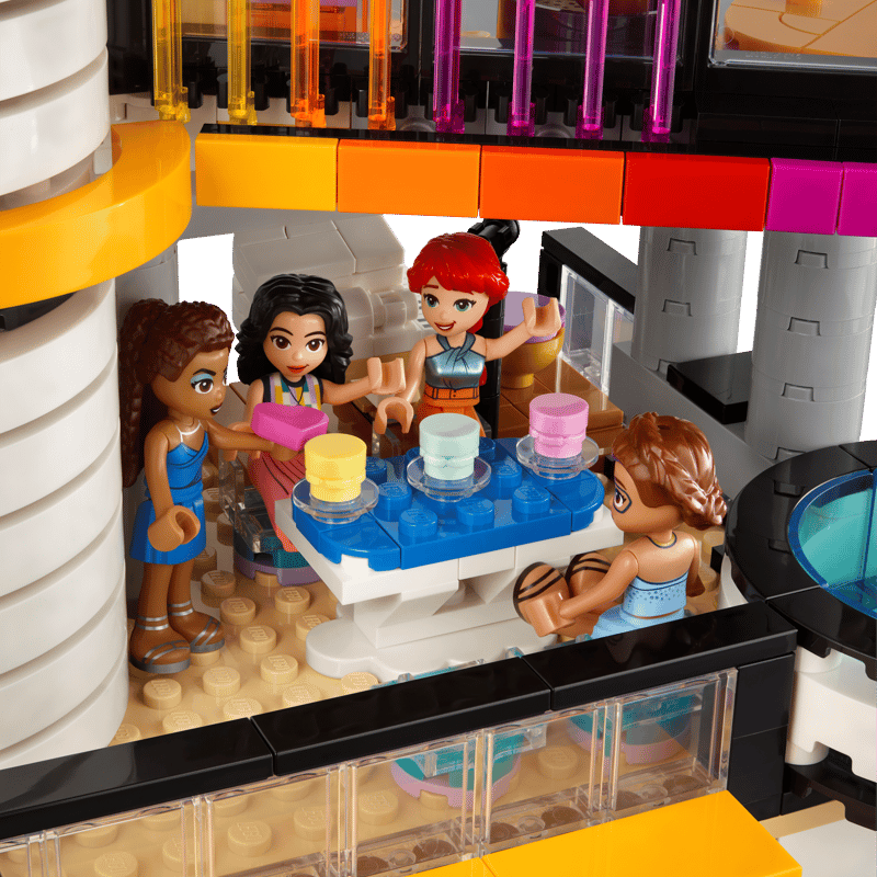 Andrea's Modern Mansion 42639 | Friends | Buy online at the Andrea's Modern Mansion 42639 | Friends | Buy online at the