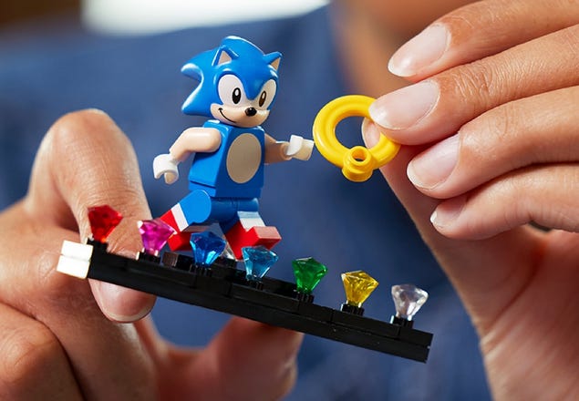 konkurs pustes op Erhvervelse Sonic the Hedgehog™ – Green Hill Zone 21331 | LEGO® Sonic the Hedgehog™ |  Buy online at the Official LEGO® Shop US