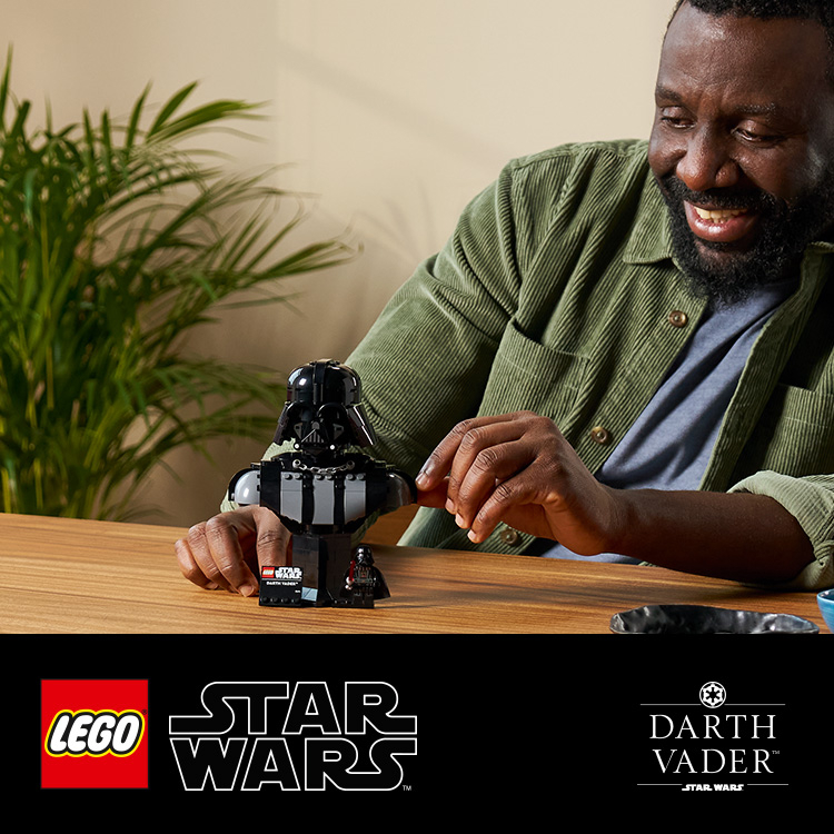 Darth Vader™ Bust 75439 | Star Wars™ | Buy online at the Official