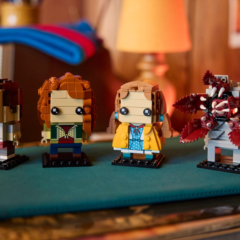 Eleven, Max, Demogorgon and Holly Figures