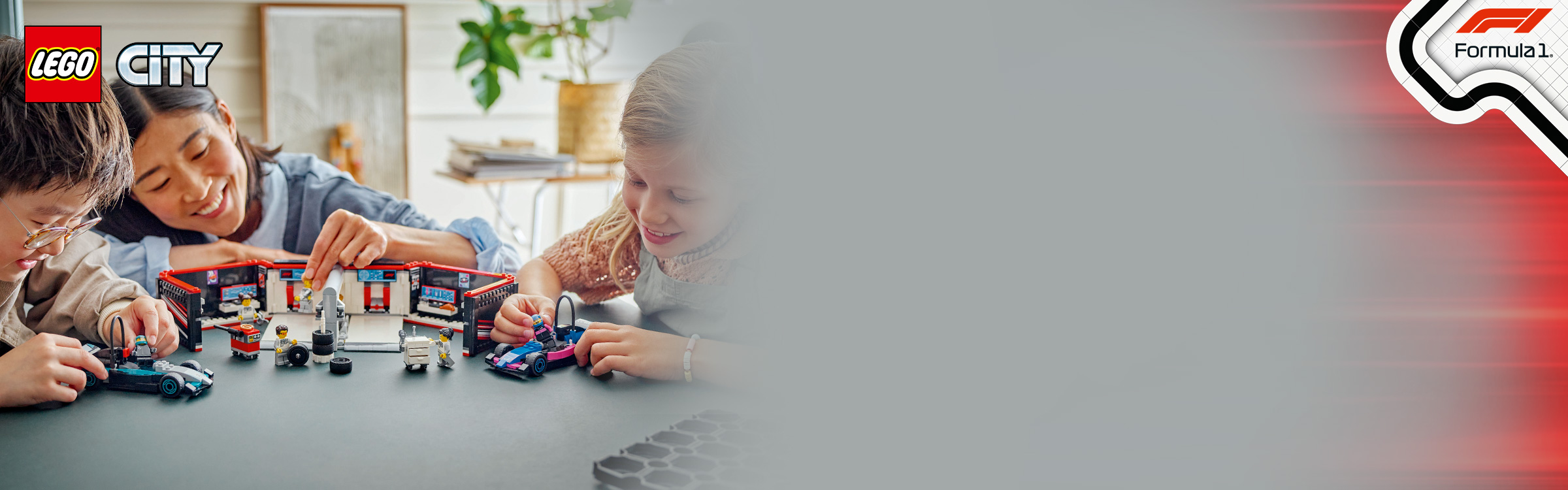 F1® Garage & Mercedes-AMG & Alpine Cars 60444 | City | Buy online