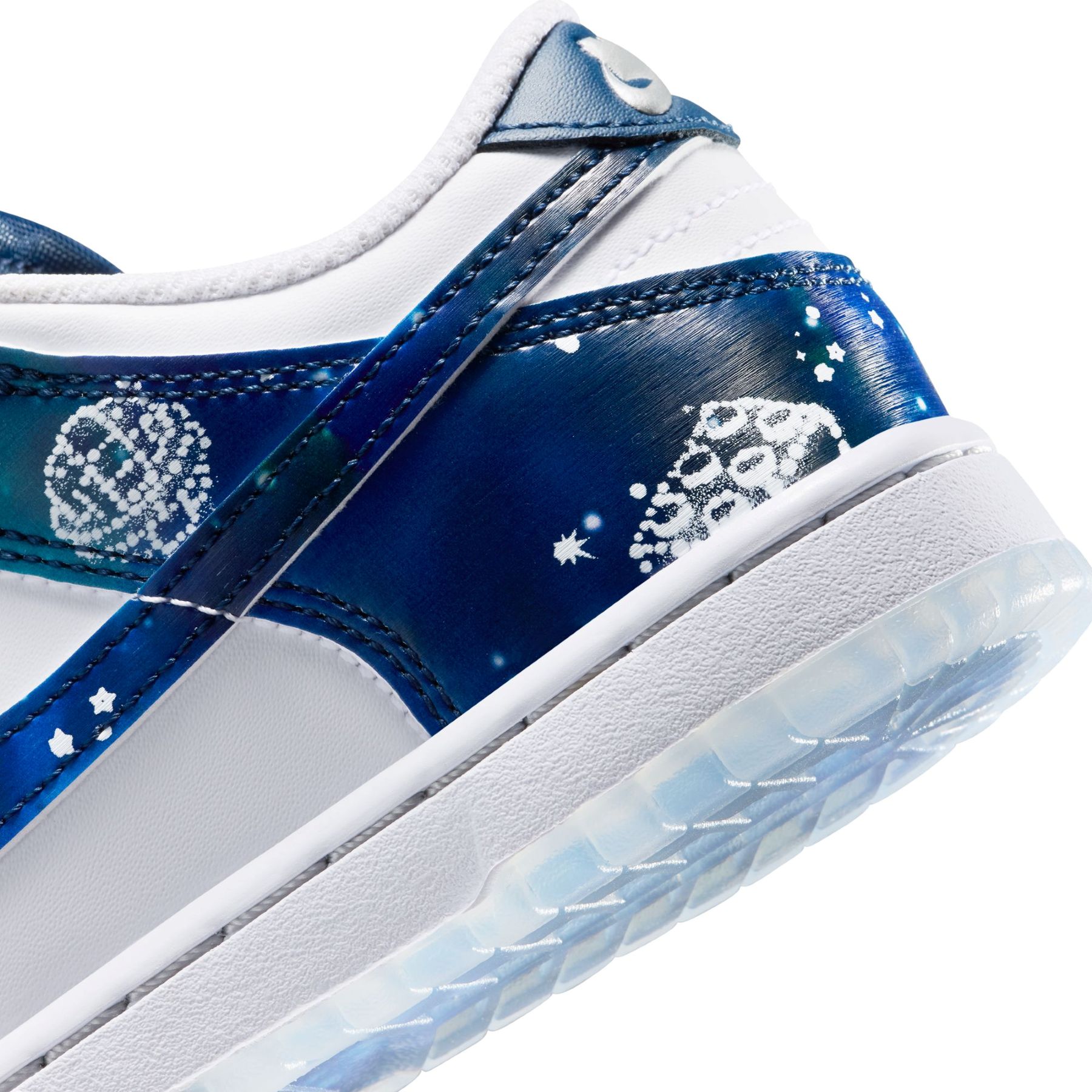 Nike Dunk Low x レゴ® コレクション キッズサイズスニーカー 5010046 