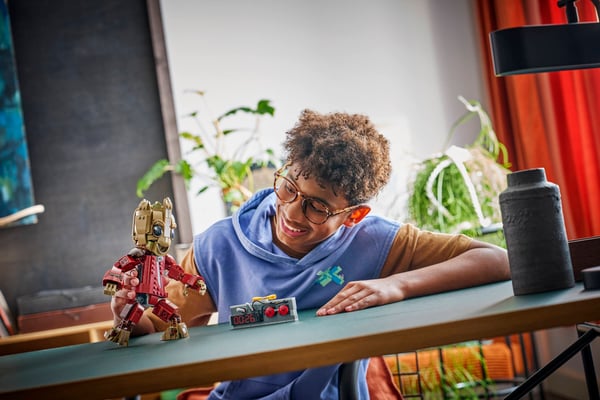 LEGO 76341 Groot en tenue de Ravageur — visuel 4 sur 8