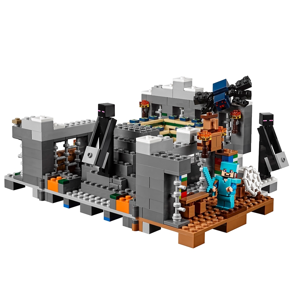 The End Portal 21124 | Minecraft® | Buy online at the Official