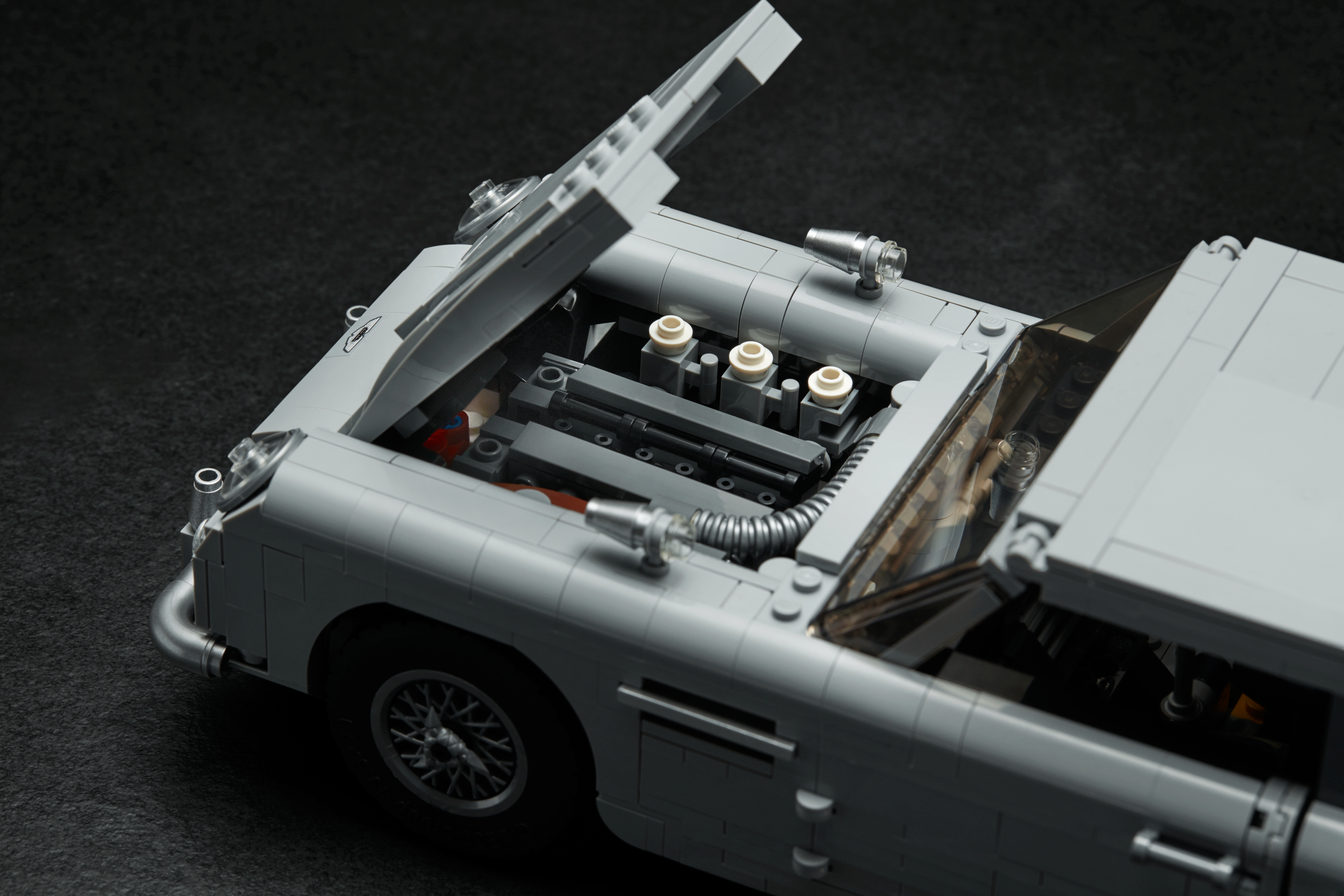 LEGO 10262 James Bond Aston Martin DB5 New 