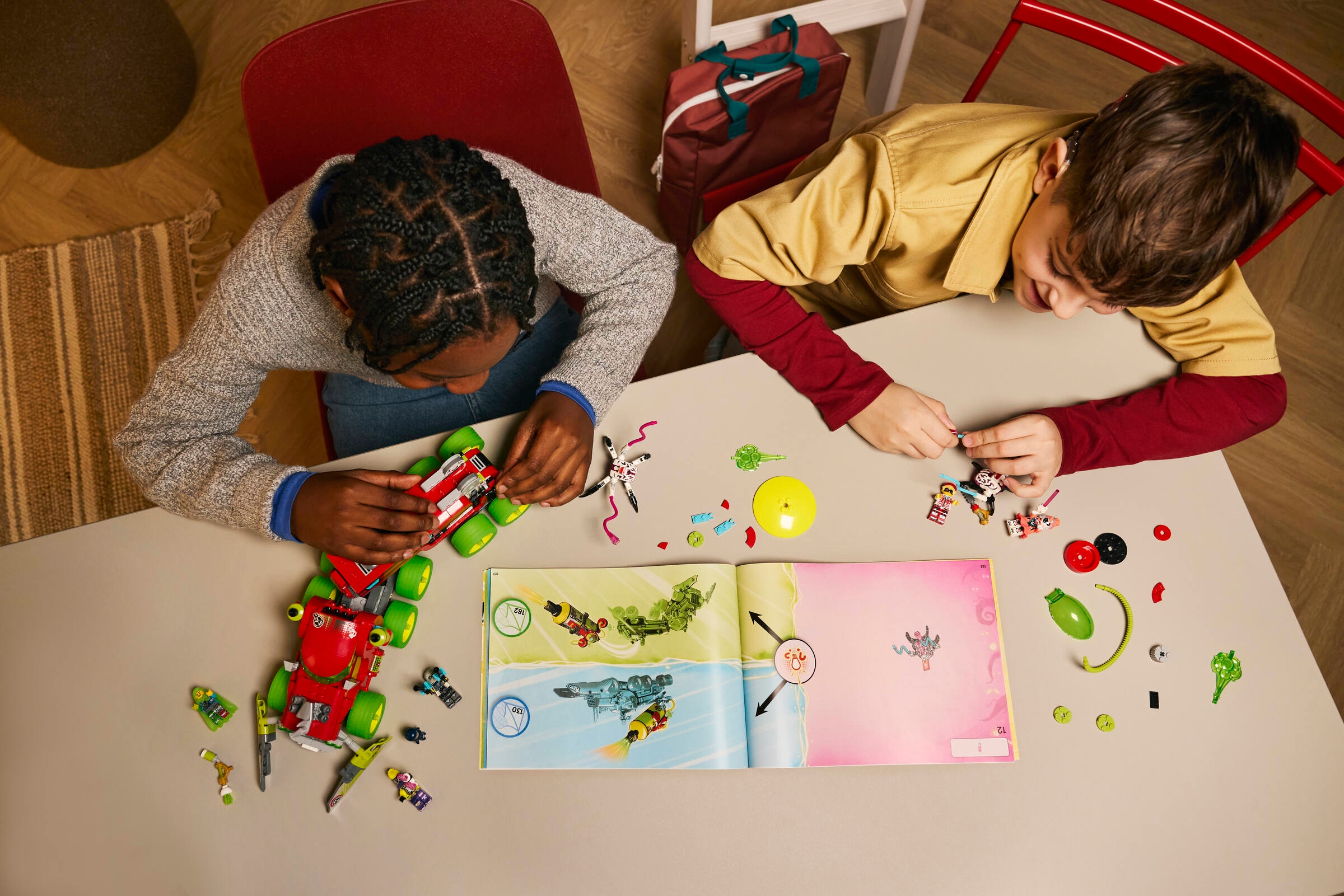 Mateo's Spray Paint Truck 71499 | LEGO® DREAMZzz™ | Buy online at