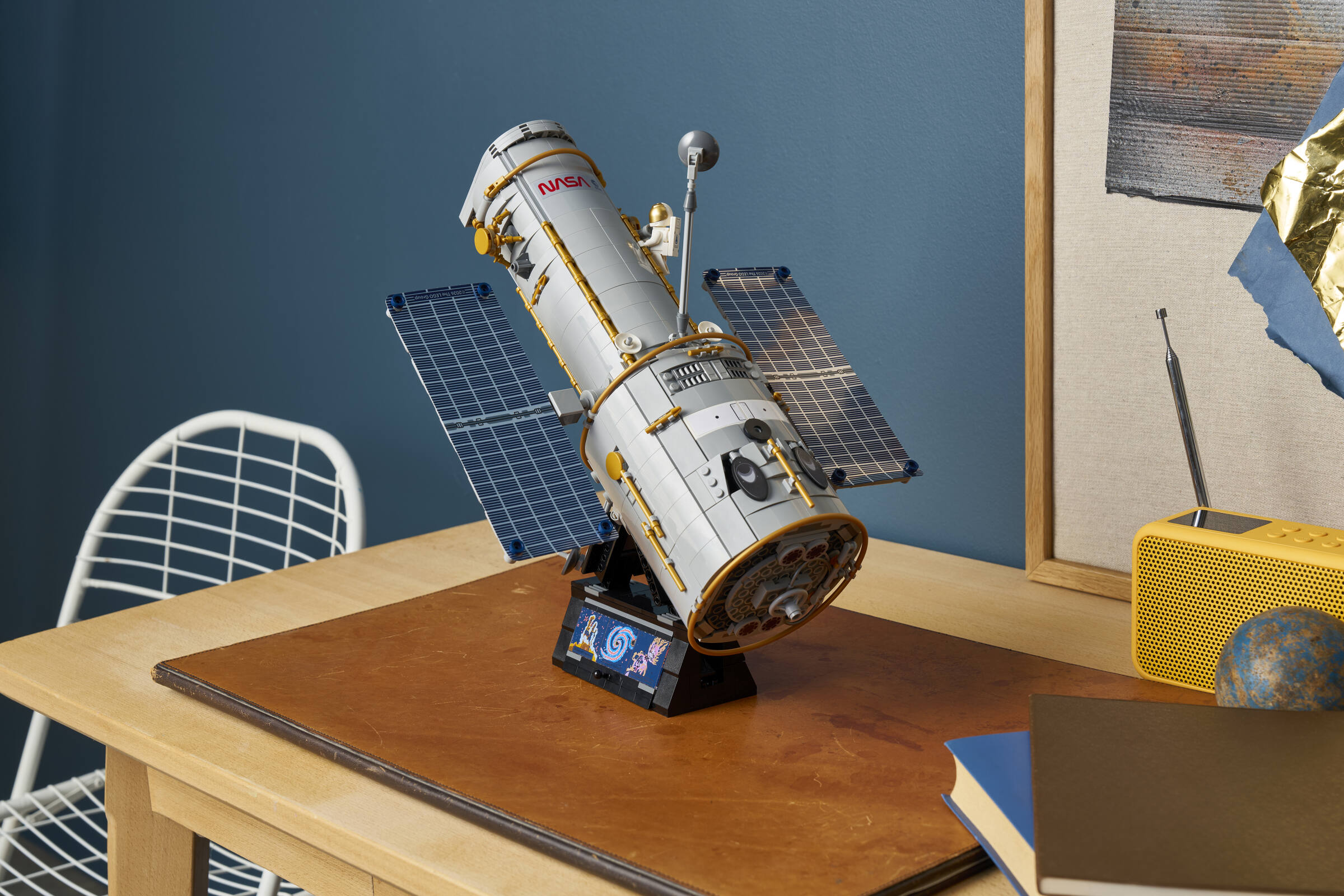 ハッブル宇宙望遠鏡 11382 | LEGO® Icons |レゴ®ストア公式オンライン