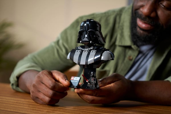 LEGO 75439 Le buste de Dark Vador — visuel 6 sur 8