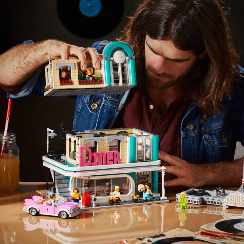Restaurante del centro 10260 Creator Expert Oficial LEGO® Shop ES