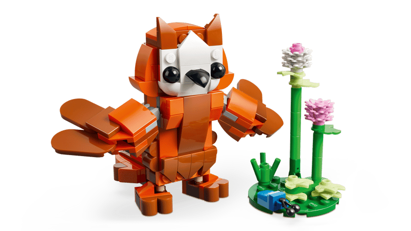 Alternate LEGO Creator build: an owl with flowers