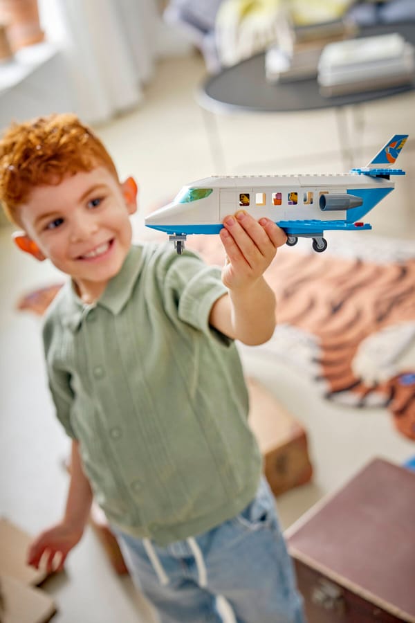 Passenger Jet - Image 12