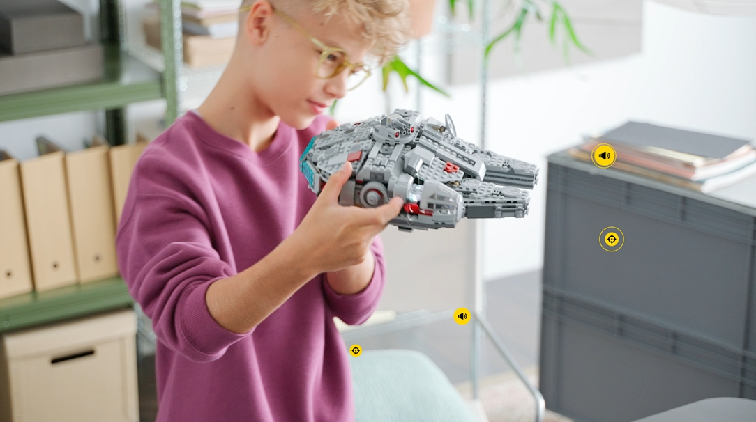SMART Play™: Millennium Falcon™ - Image 15