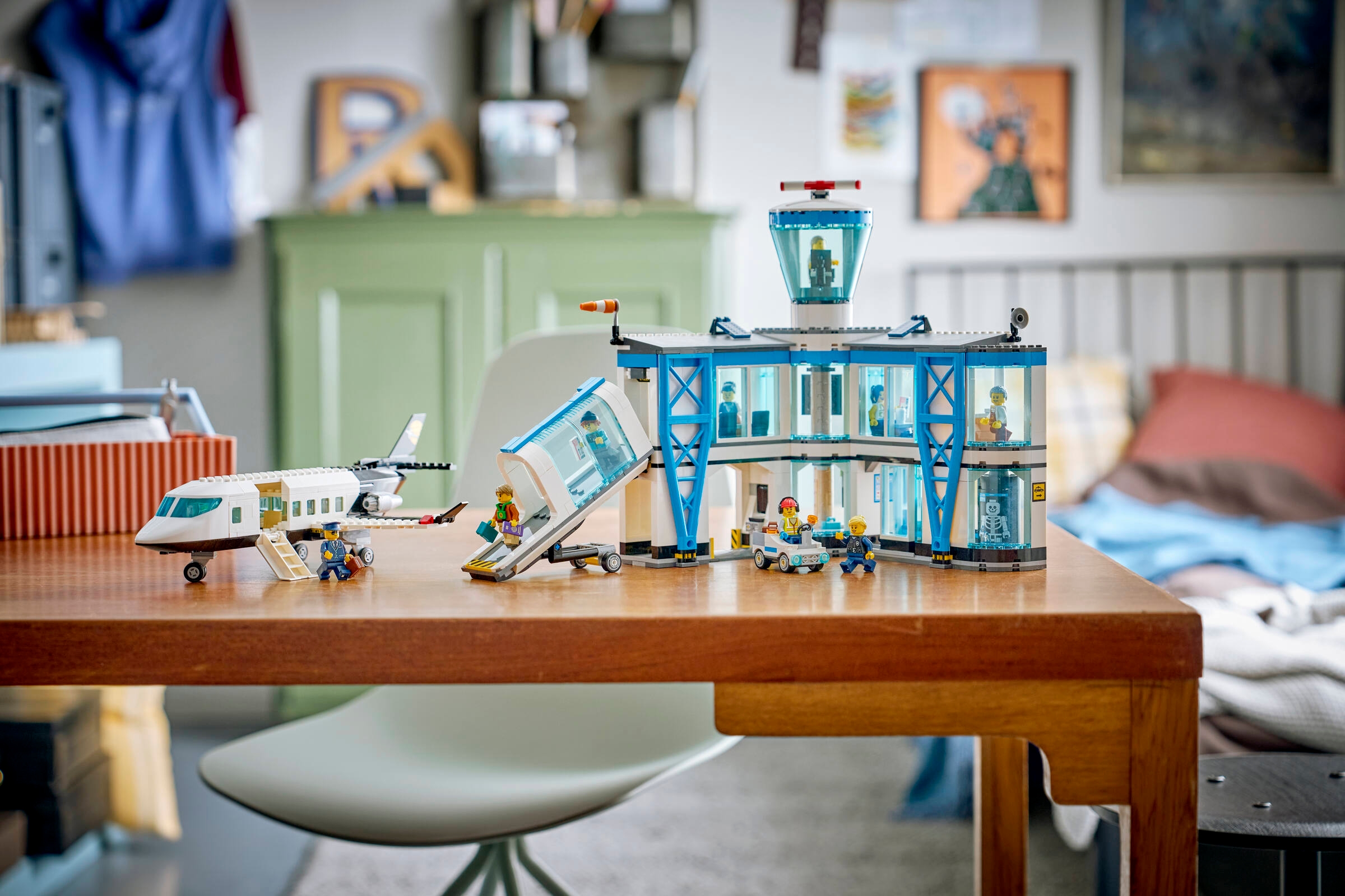 レゴ　まとめ売り　CITY レゴ　まとめ売り　CITY 空港など　その他雑多 Amazon.co.jp: LEGO Juniors City Central Airport 10764 Building Kit