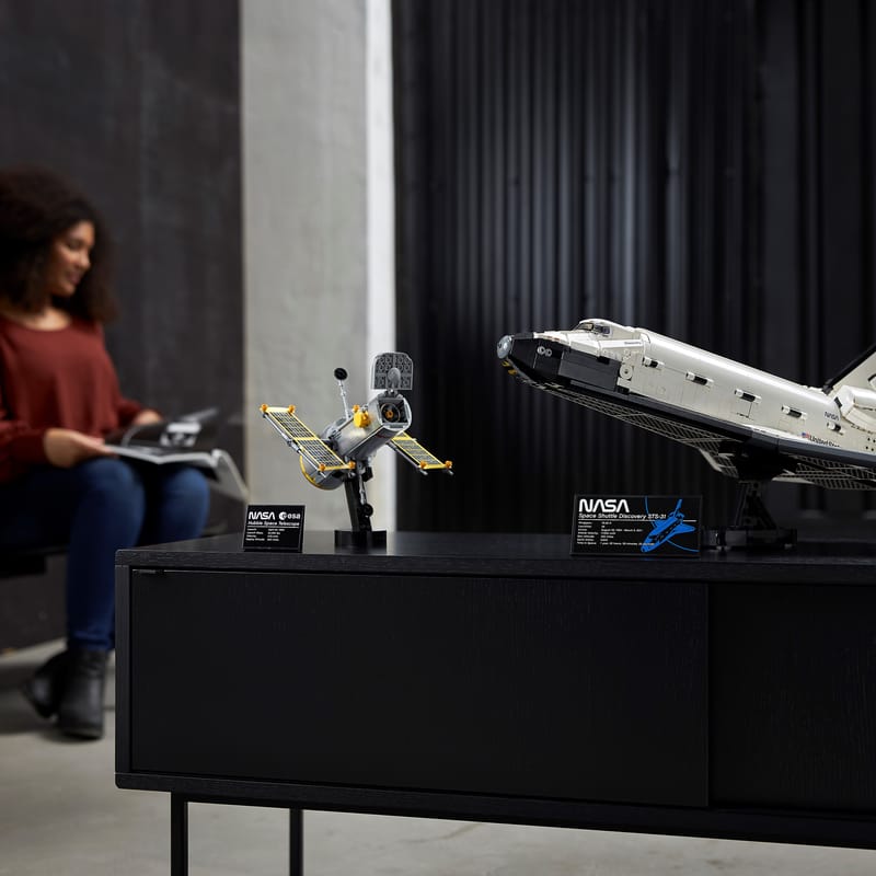 NASA Space Shuttle Discovery