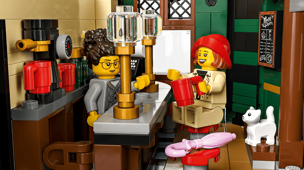 LEGO 10350 La bâtisse Tudor — visuel 4 sur 8