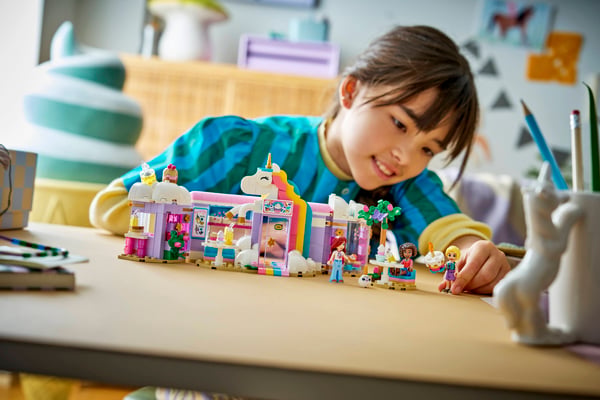 LEGO 42684 Le café licorne — visuel 8 sur 8
