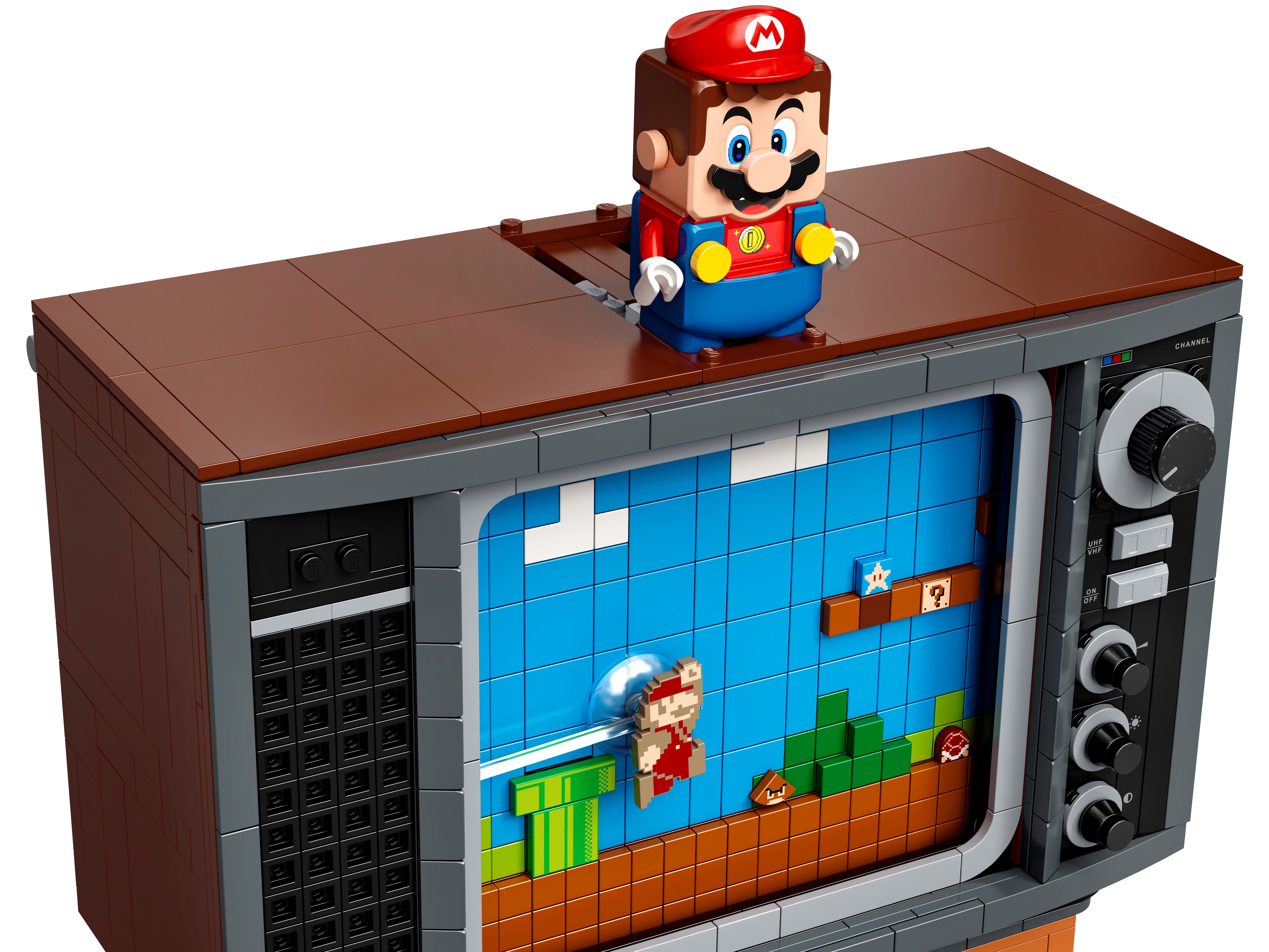 LEGO Super Mario Nintendo Entertainment System 71374 Gameplay Building Set,  Model Kits for Adults to Build, DIY Creative Activity, Collectible Gift