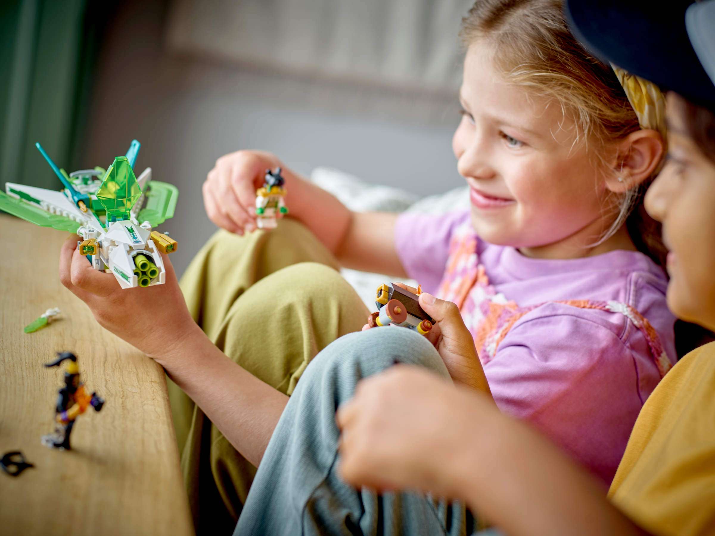 Mei's Dragon Jet 80041 | Monkie Kid™ | Buy online at the Official