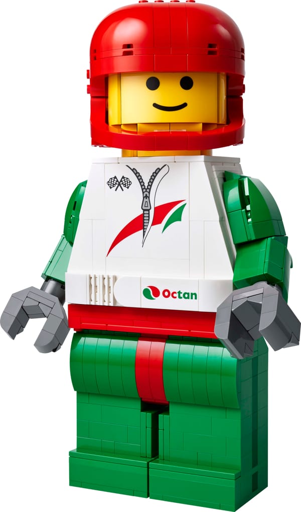 Opskaleret racerkører-minifigur