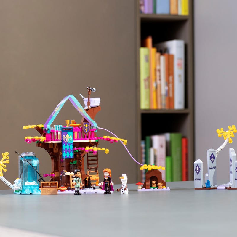 Enchanted Treehouse 41164 Disney™ Buy online at the Official LEGO® Shop NO