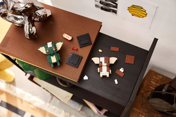 LEGO 40919 Figurines des Gremlins Gizmo™ et Stripe — visuel 5 sur 8