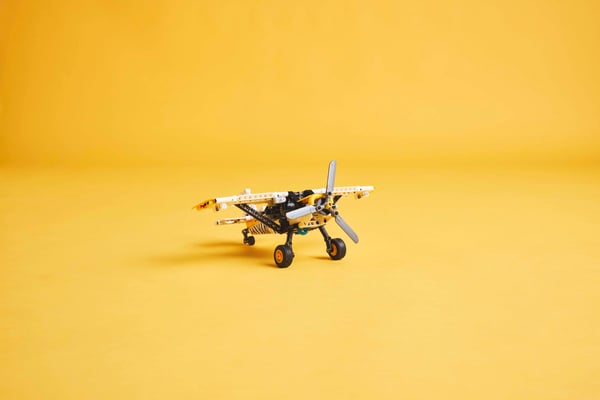 LEGO 42198 L’avion de brousse — visuel 8 sur 8