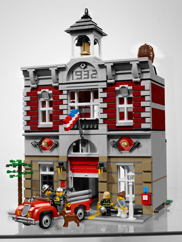  Ottima Juego de edificios de cafetera vintage, modelo modular  de casa con vista de calle para niños y niñas, regalo no compatible con  Lego Architecture Creator, 663 piezas : Juguetes y