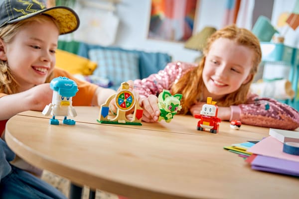 SMART Play™: Sprigatito, Fuecoco and Quaxly Battle - Image 12