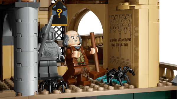 Hogwarts™ Castle: East Wing - Image 9