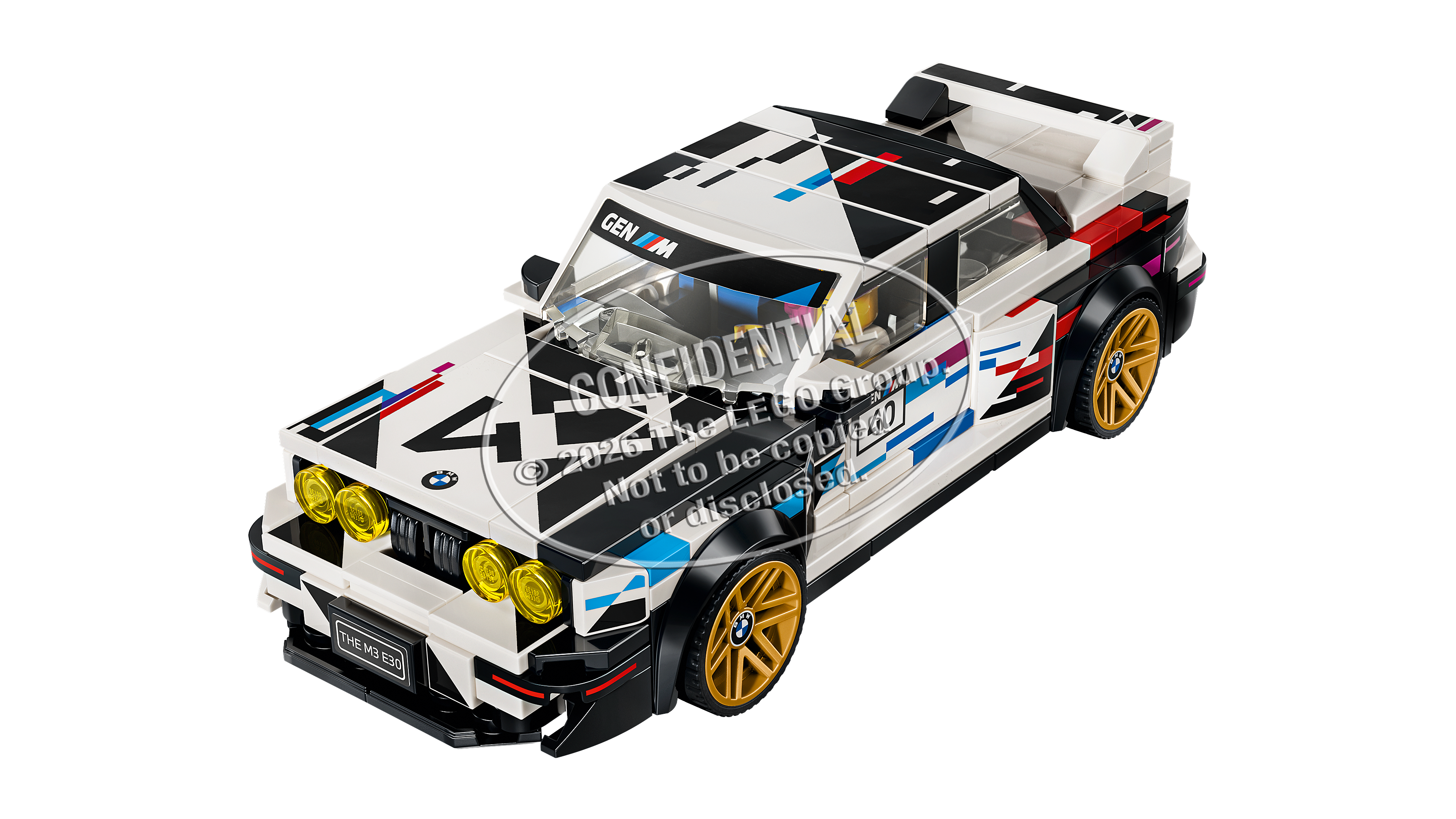 Vista tre quarti anteriore alta del set LEGO 77263 BMW M3 E30