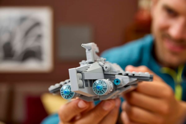 LEGO 75404 Le transport d’assaut de classe Acclamator — visuel 7 sur 8