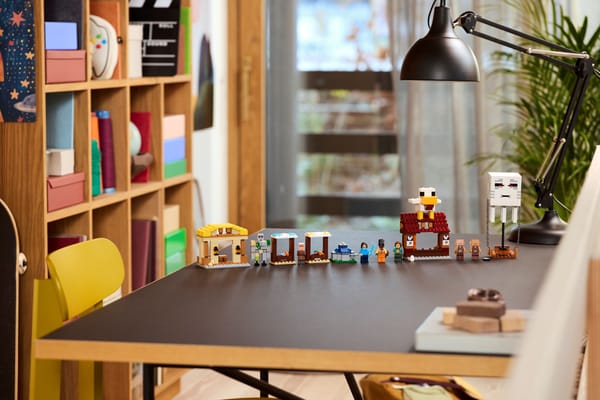 The Ghast Balloon Village Attack - Image 14