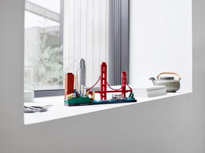 Iconic landmarks in LEGO® bricks | Official LEGO® Shop CA