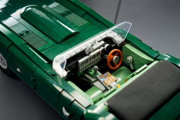 Jaguar E-Type - Image 18