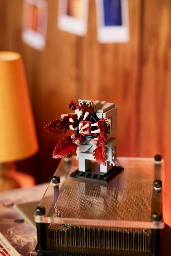 LEGO 40879 Figurines de Onze, Max, Démogorgon et Holly — visuel 8 sur 8