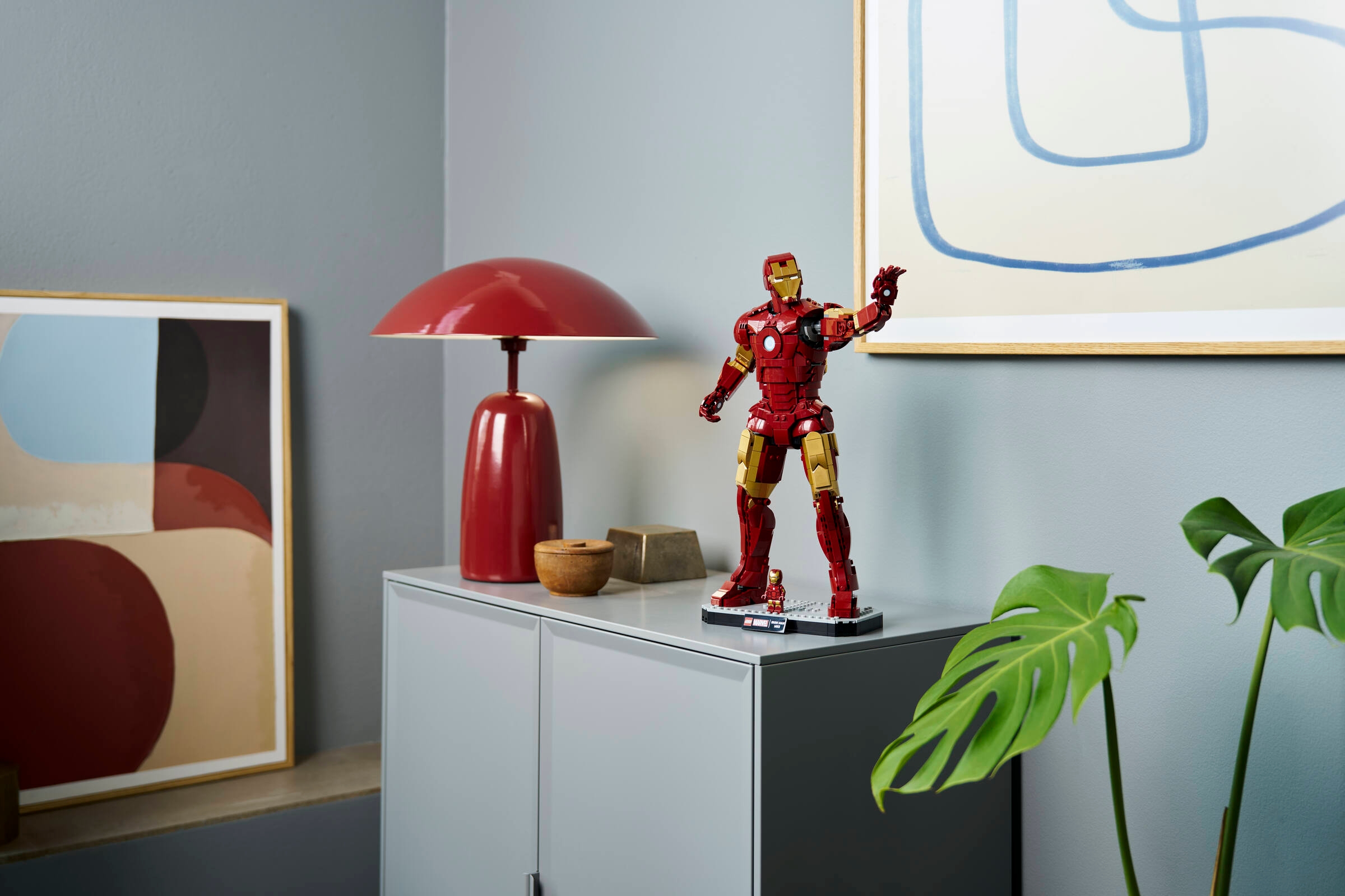 Iron Man Mark 3 Collectors' Edition 76344 | Marvel | Buy online at