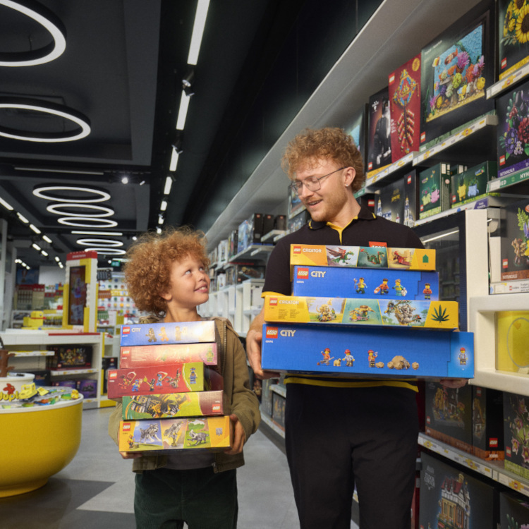 Explore LEGO® Store events and activities | Official LEGO® Shop GB