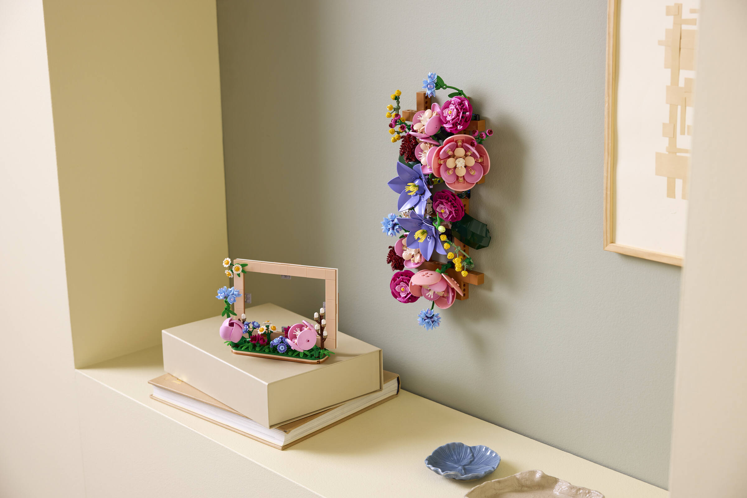 Floral Picture Frame 40916 | Botanicals | Buy online at the