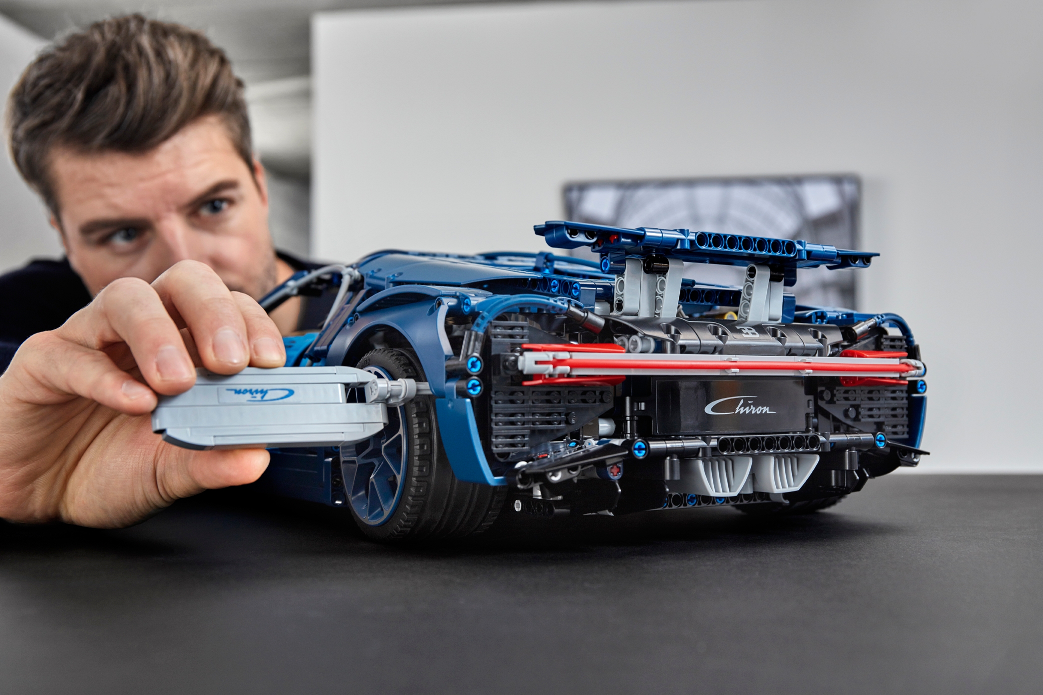 Bugatti Chiron 42083 | Technic™ | Buy online at the Official LEGO