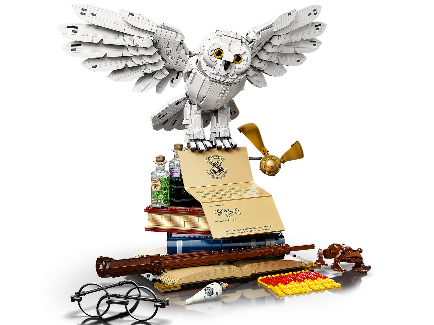 Hogwarts™ Icons - Collectors' Edition 76391 | Harry Potter™ | Buy online at the Official LEGO® Shop GB