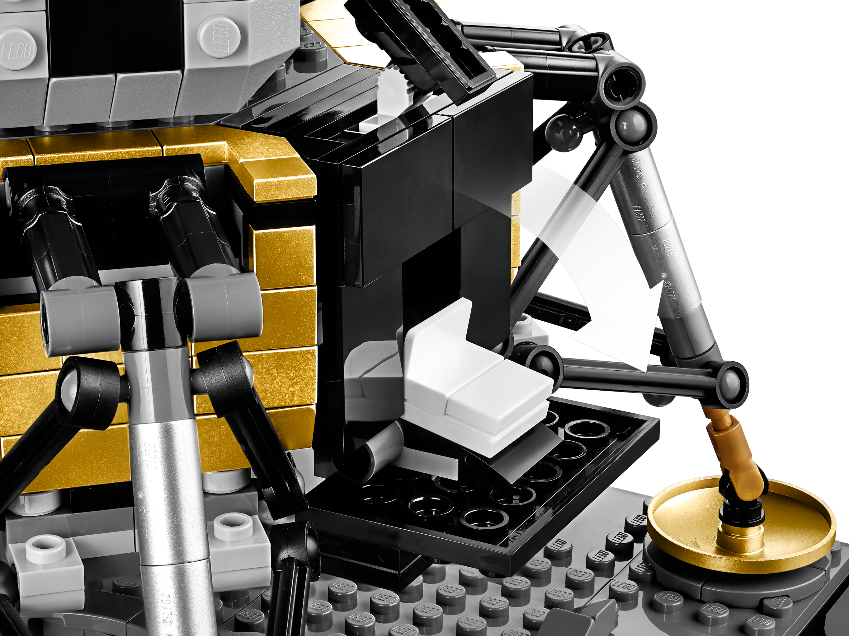 NASA Apollo Lunar Lander 10266 | Creator Expert | Buy online at the Official LEGO® Shop AT