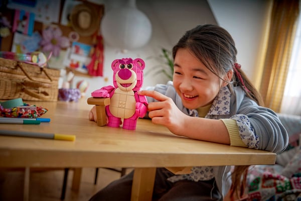 LEGO 43306 Lotso — visuel 6 sur 8