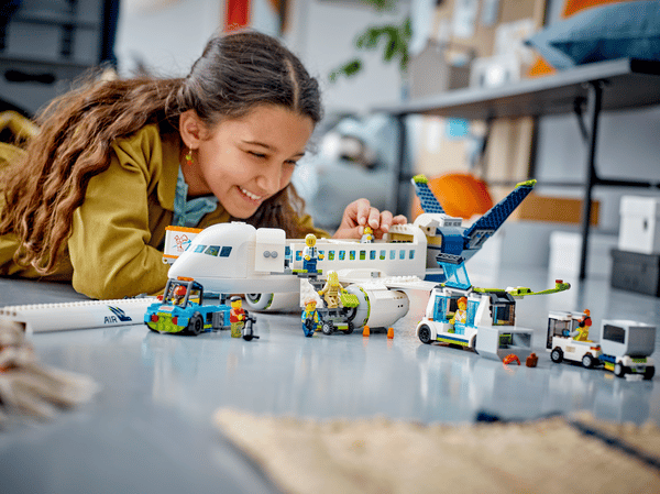 LEGO 60367 L’avion de ligne — visuel 8 sur 8