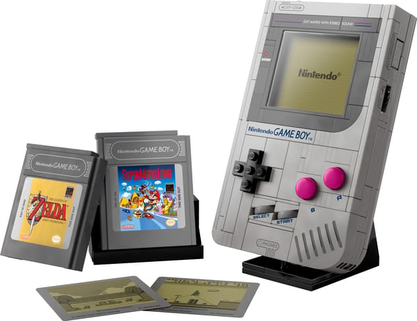 LEGO set 72046: LEGO Super Mario Game Boy