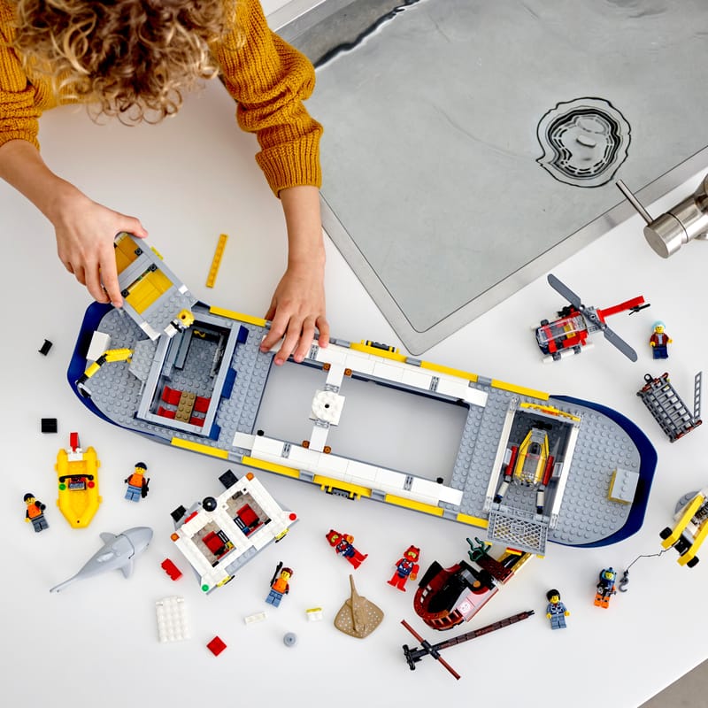 Ocean Exploration Ship 60266 City Buy online at the Official