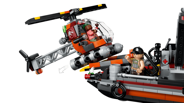 Mosasaurus Dinosaur Boat Attack - Image 10
