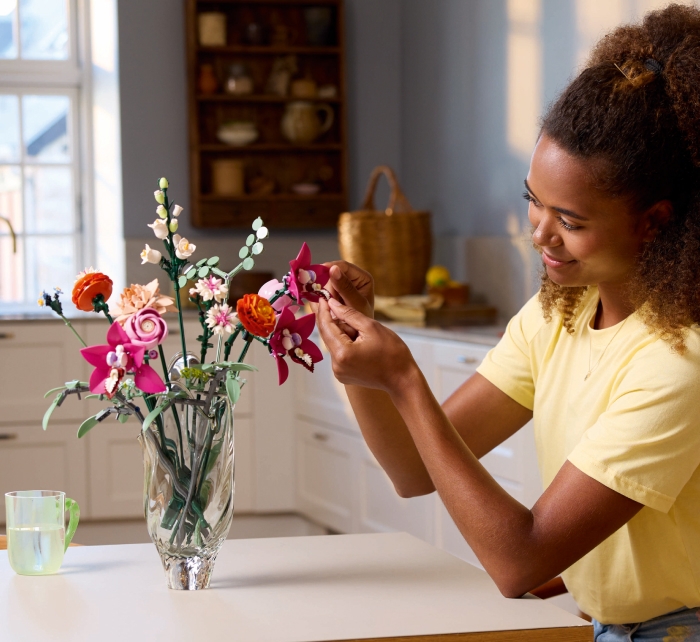 バレンタインデーにおすすめのレゴ®フラワー |レゴ®ショップ公式