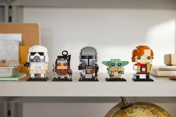 LEGO 40856 Le Mandalorien et Grogu : Alliés et méchants — visuel 5 sur 8