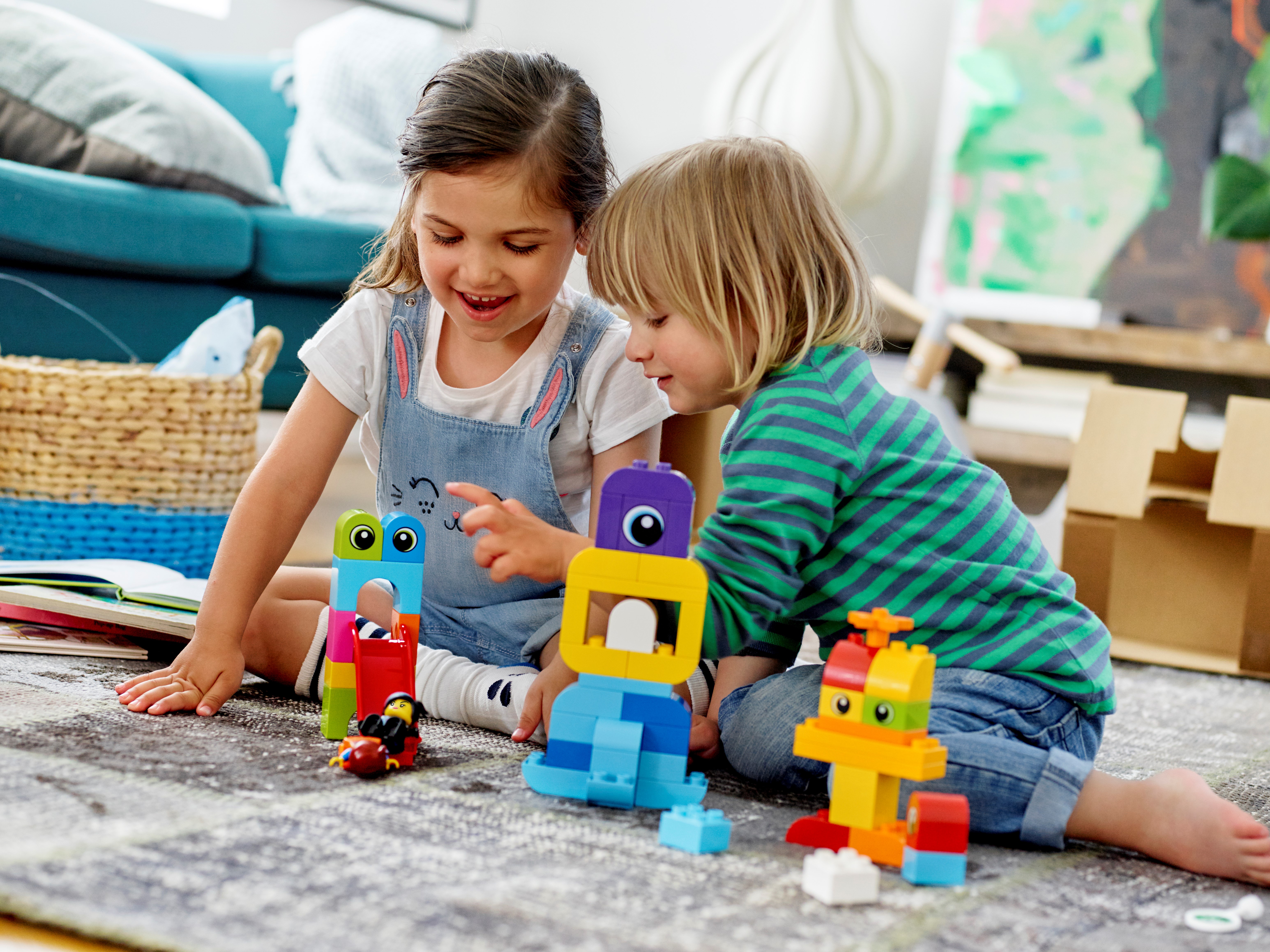 Godkendelse Sommerhus by Emmet and Lucy's Visitors from the DUPLO® Planet 10895 | DUPLO® | Buy  online at the Official LEGO® Shop US