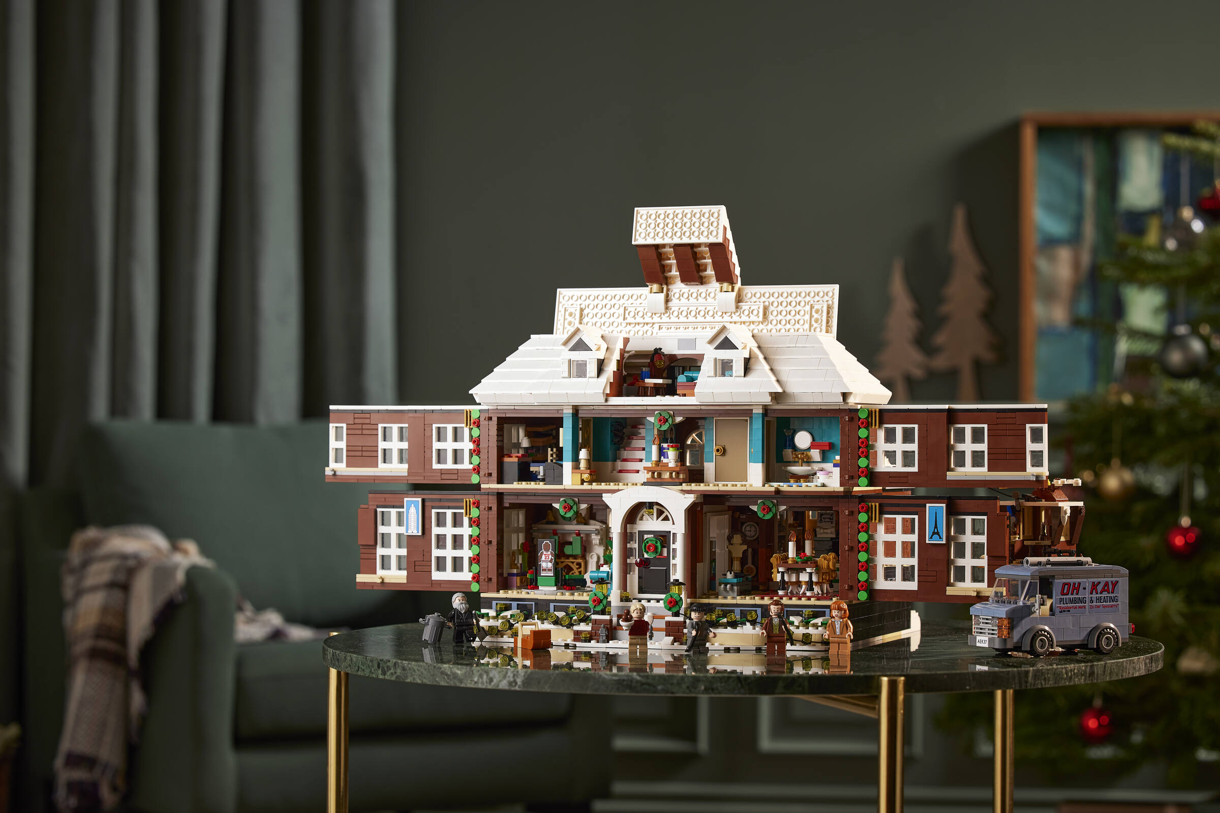 LEGO® Ideas Home Alone 21330 | Ideas | Buy online at the Official